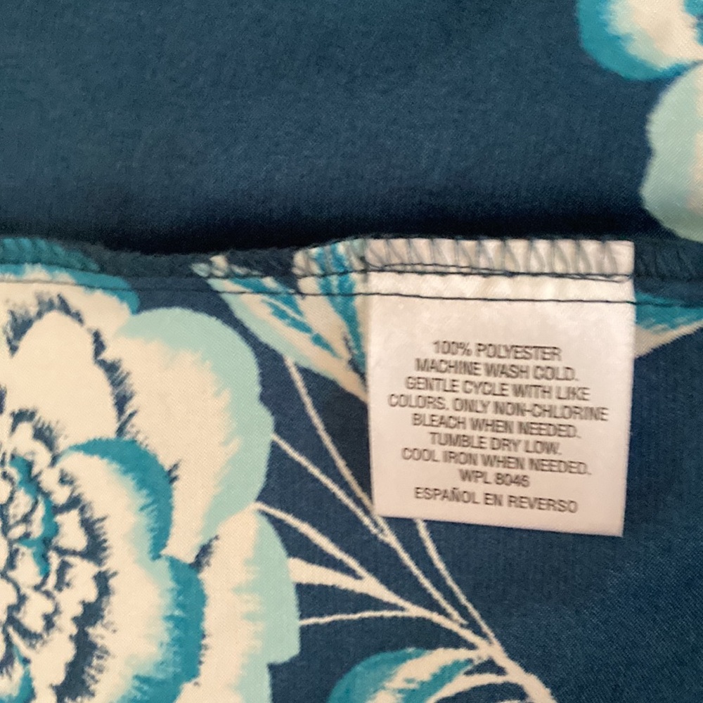 Morgan Taylor Floral Robe - Picture 3 of 8